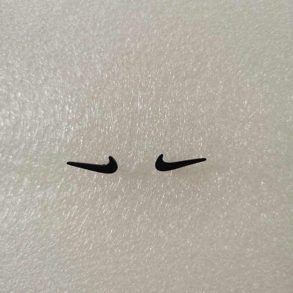 NIKE Earrings Check tick titanium black stud earrings - Picture 8 of 8